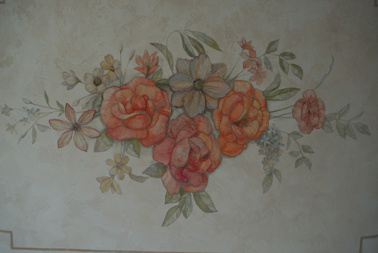 роспись в изголовье кровати