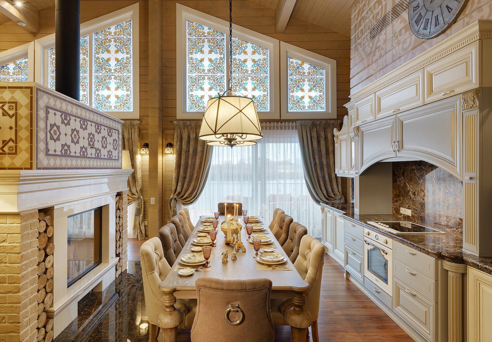 Дом на берегу реки