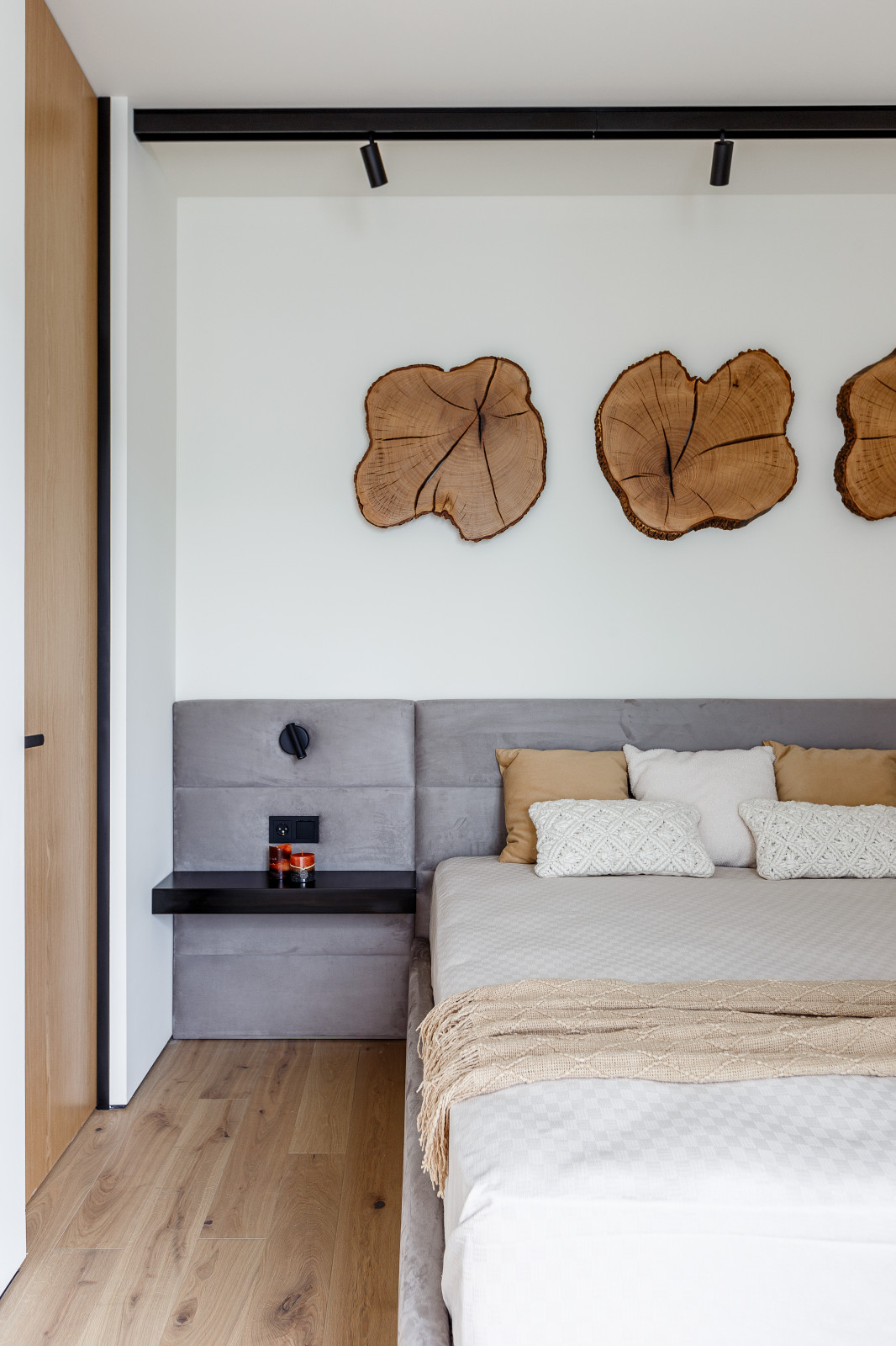 Фото. Камни на берегу, 70м.кв. ЖК Морская Симфония