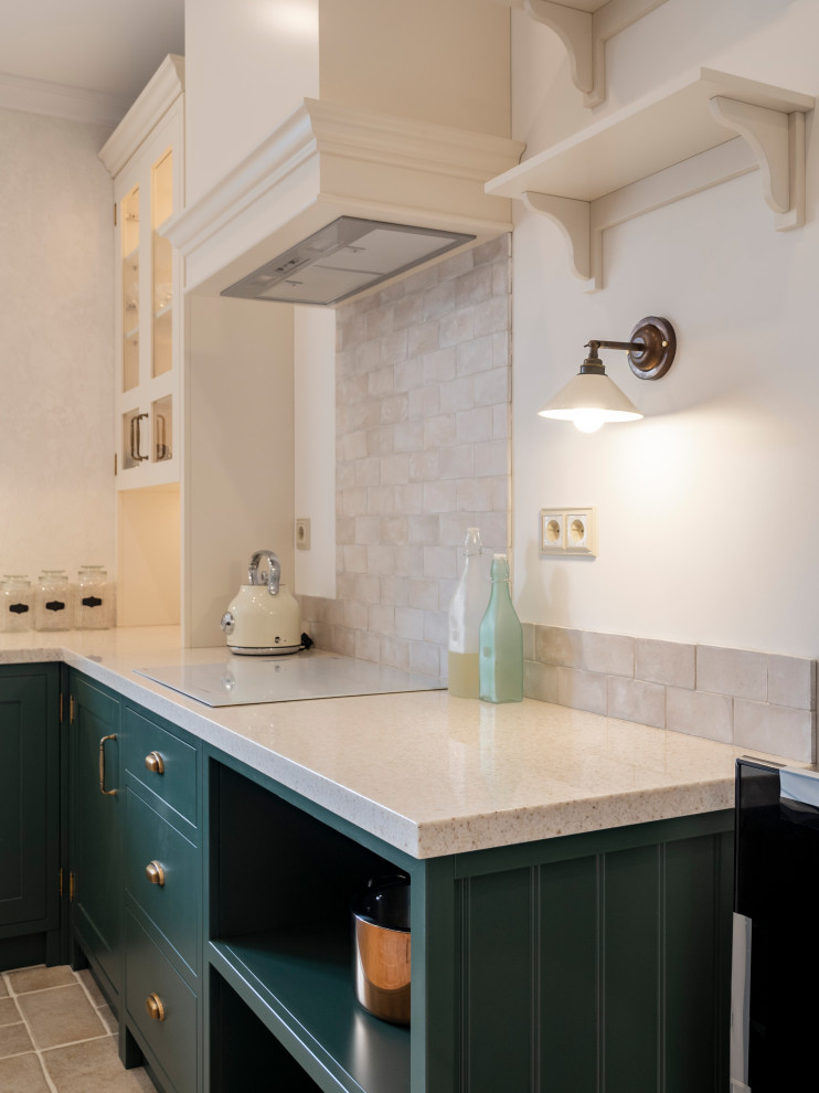 Элегантная кухня в неоклассическом стиле