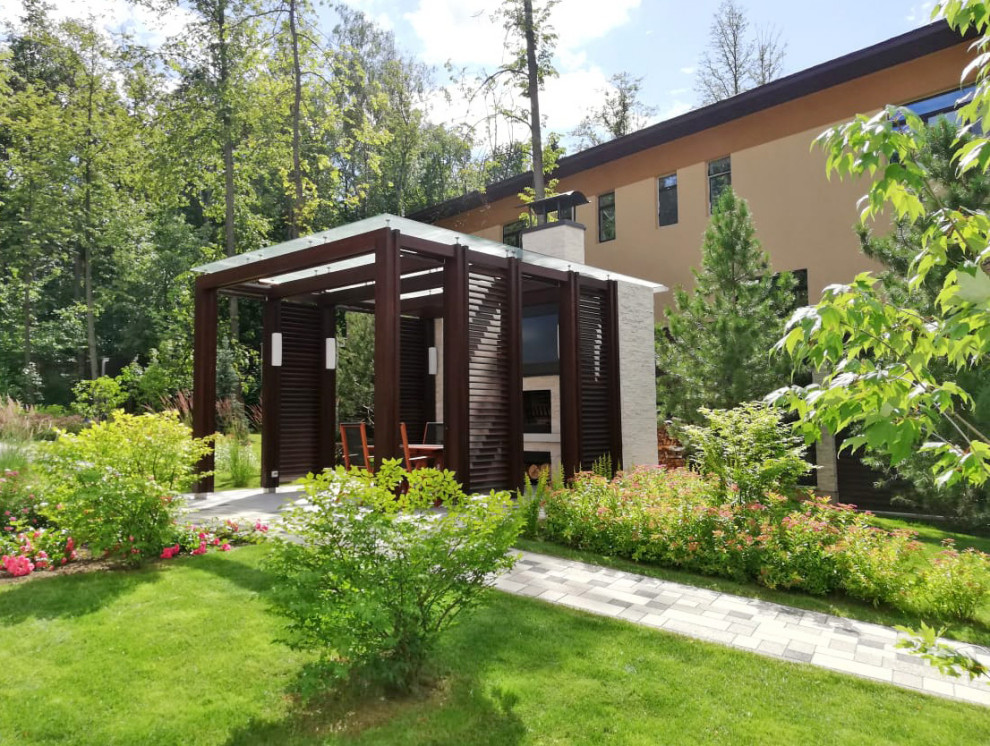 Проект недели: Беседка-барбекю под стеклянной крышей