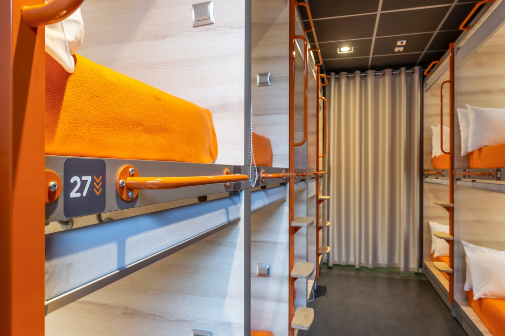 Обложка проекта: Капсульный отель