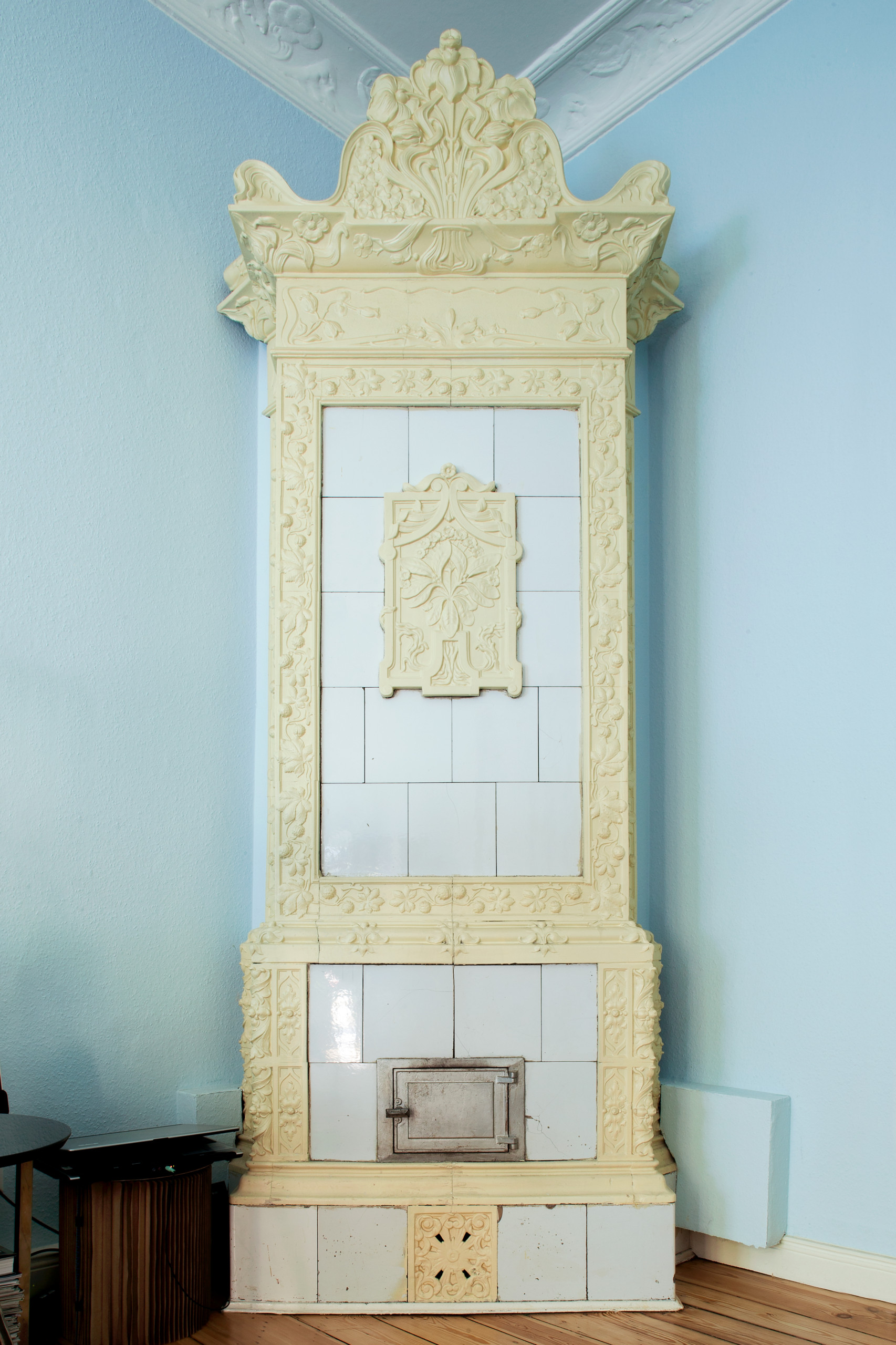 Houzz Германия: Берлинская лазурь в квартире художницы