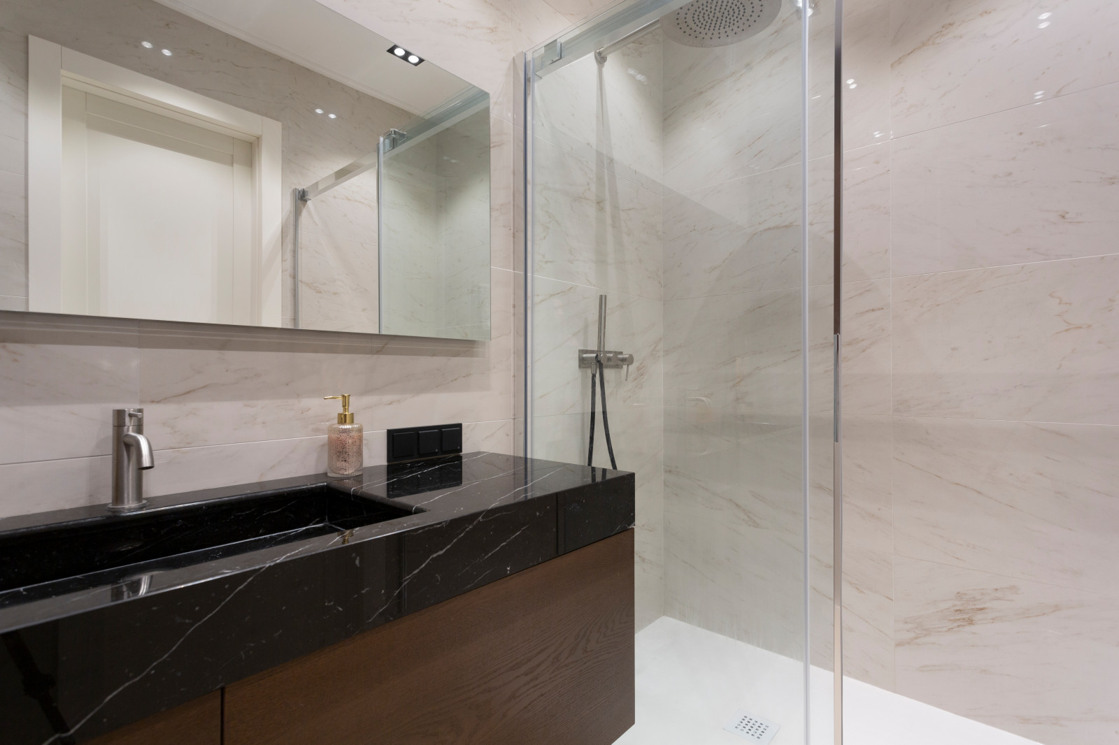 Реализация проекта в ЖК Vander Park