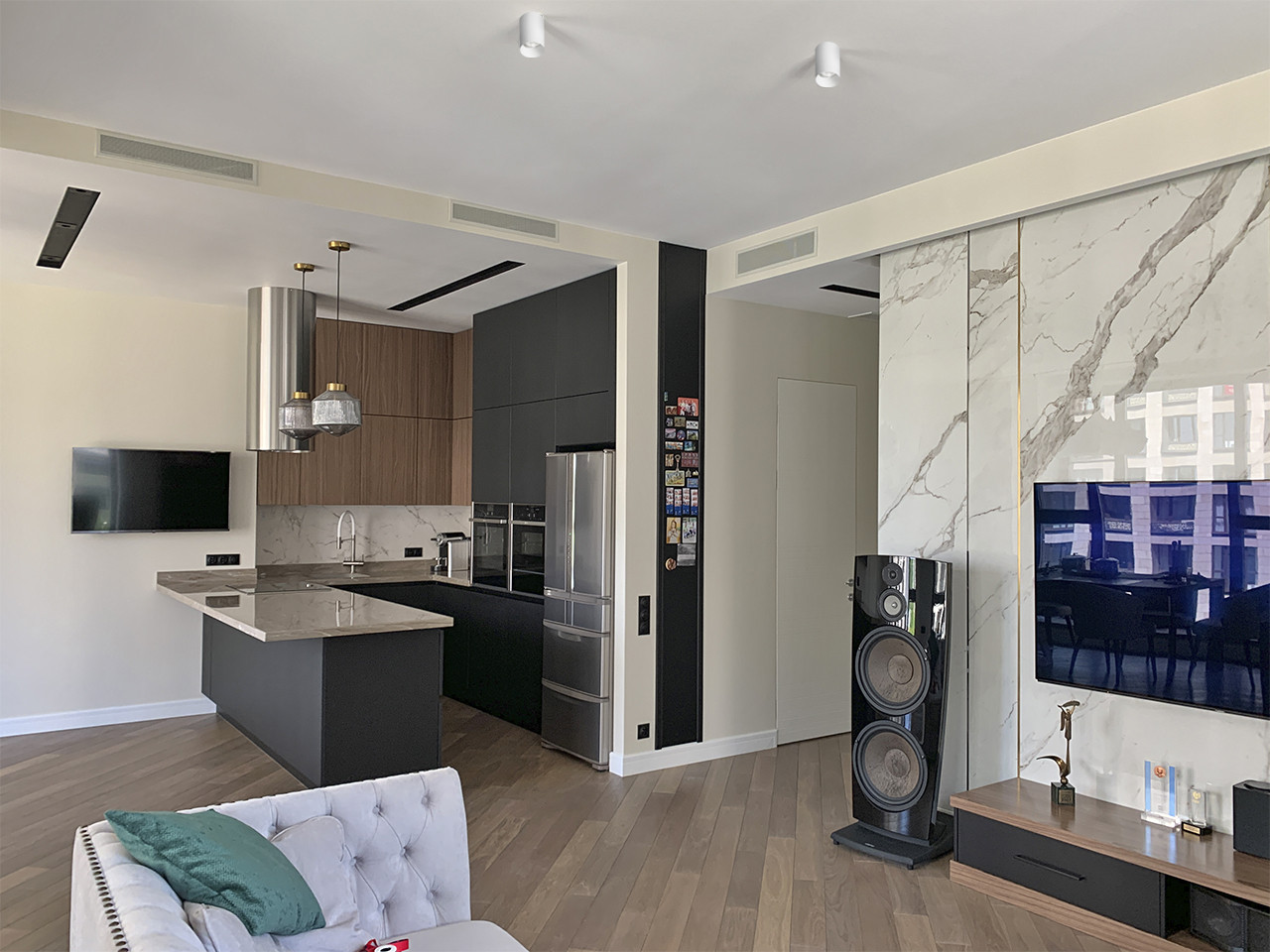 ЖК RedSide: современный стиль с яркими акцентами