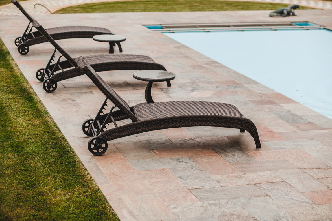 Босоногая зона бассейна