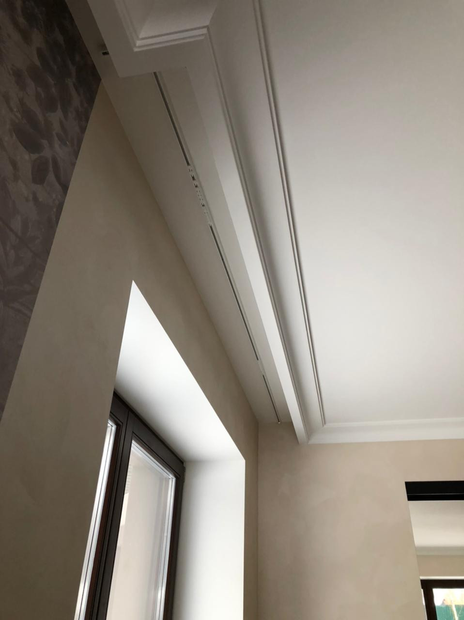 Карнизы для штор из Европы от Mercury forge