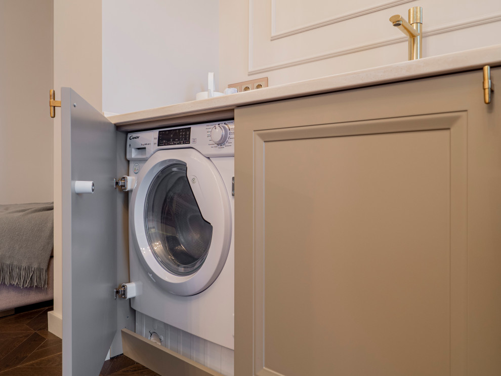 Меблировка квартиры: необычная кухня и гардеробная