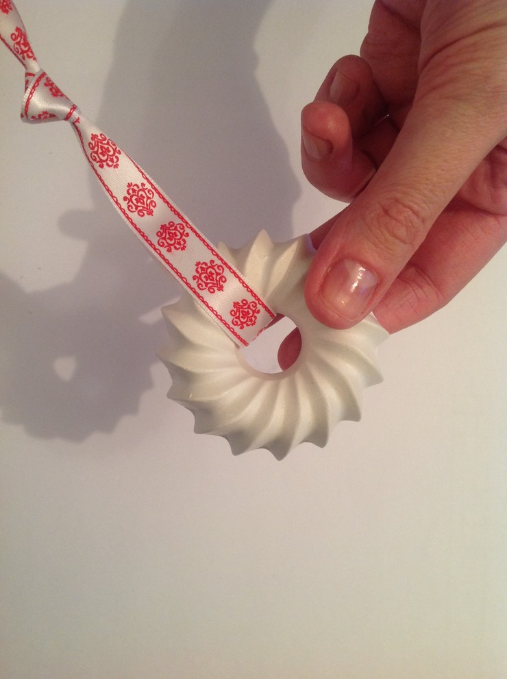 Своими руками: Гипсовый ароматический диффузор для шкафа