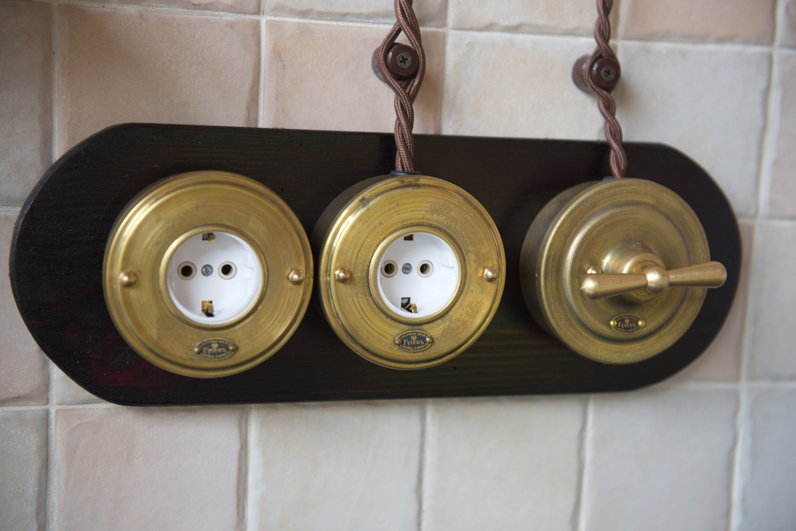 От знакомства до последнего цветника 6 месяцев