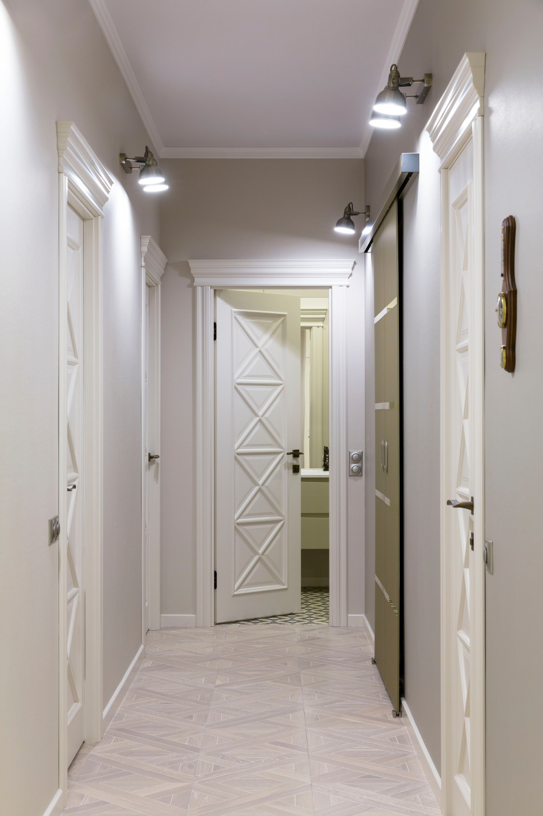 Квартира "Синий агат и яркая охра"