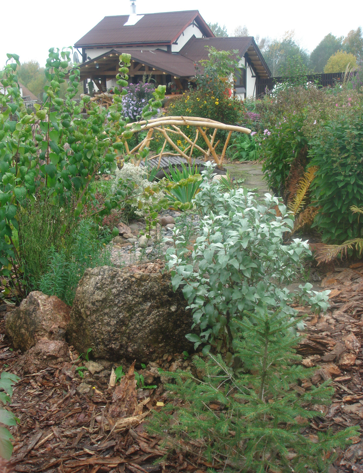 Сад в стиле кантри