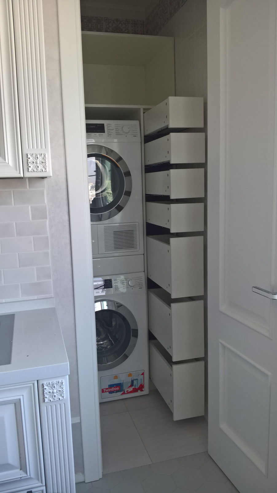 Белая классика-массив ясеня