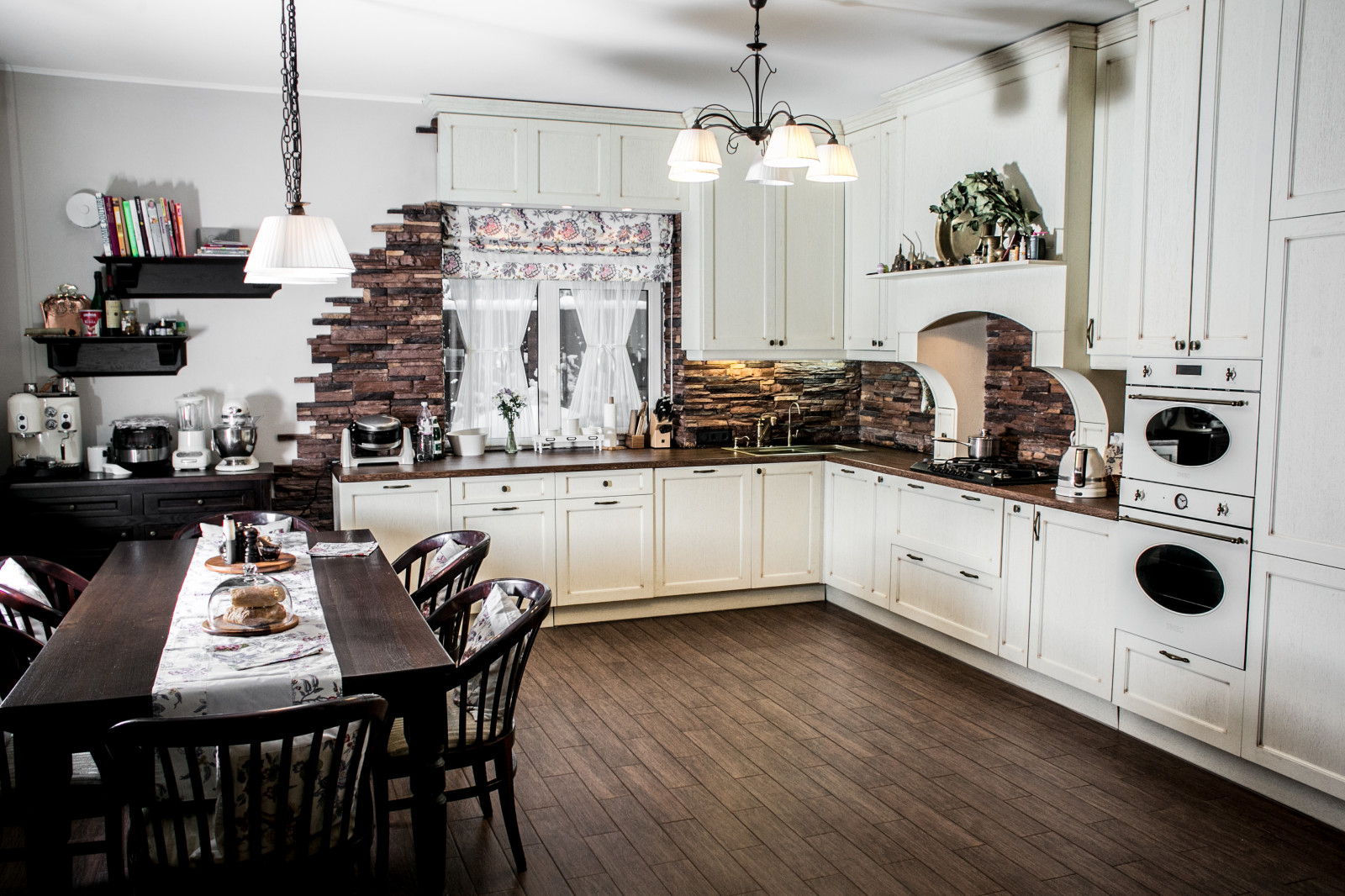 Обложка проекта: Загородный дом и баня