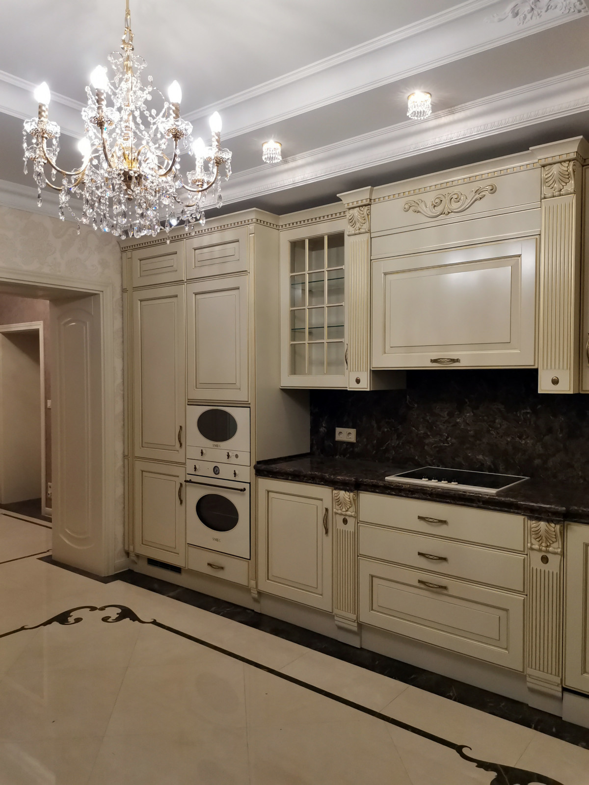 ЦАРСКАЯ ГОСТИНАЯ