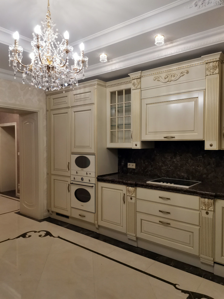 ЦАРСКАЯ ГОСТИНАЯ