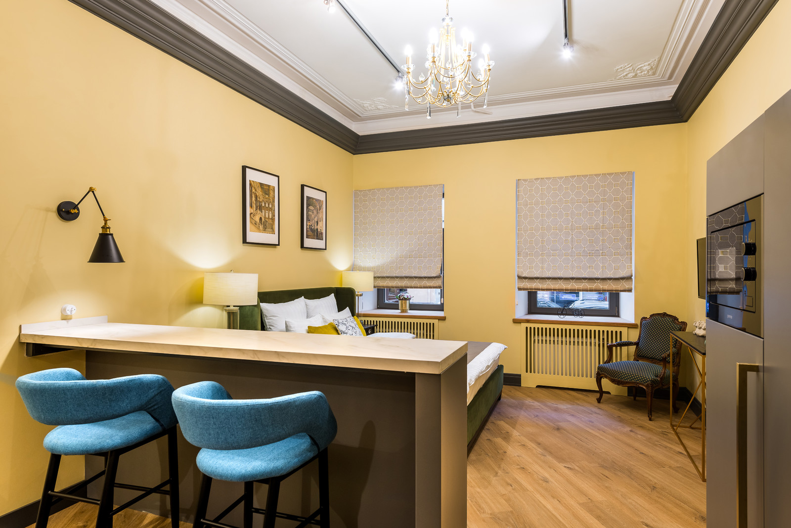 Обложка проекта: Апартаменты у Эрмитажа