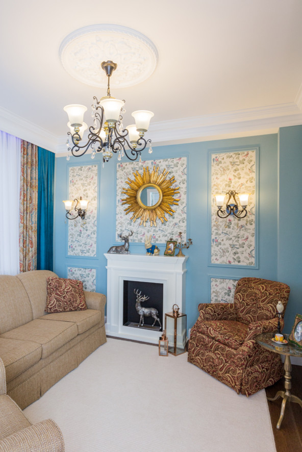 Кухня соединенная с гостиной зеркальным порталом. Реализованный проект