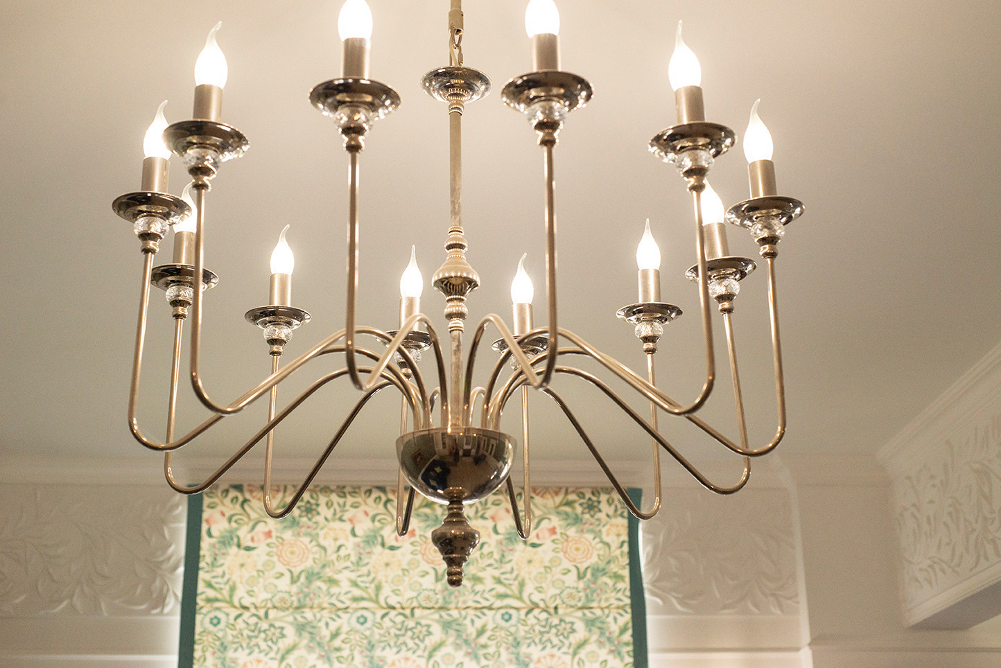 Pre-Raphaelite Appartment