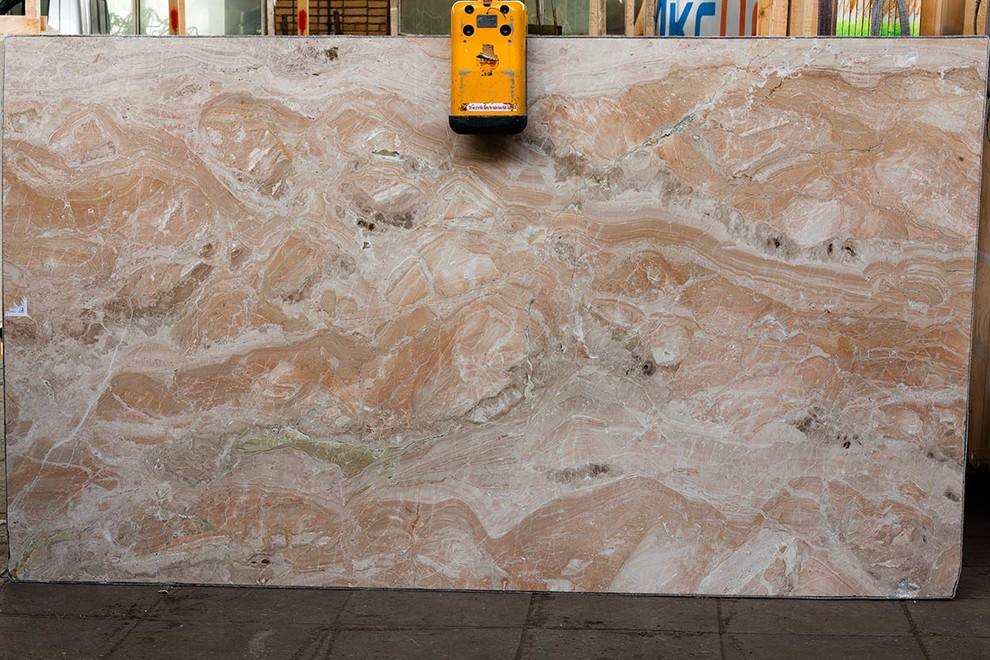 Классы и категории мрамора: Как они «диктуют» цену камня