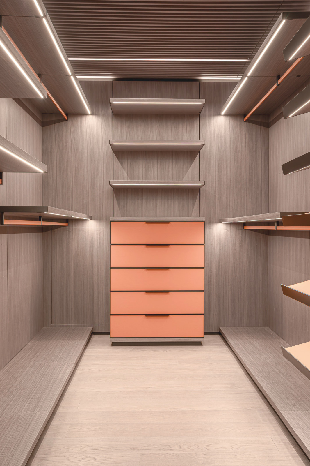 Fusion modern. Interior design of a villa in Monte-Carlo