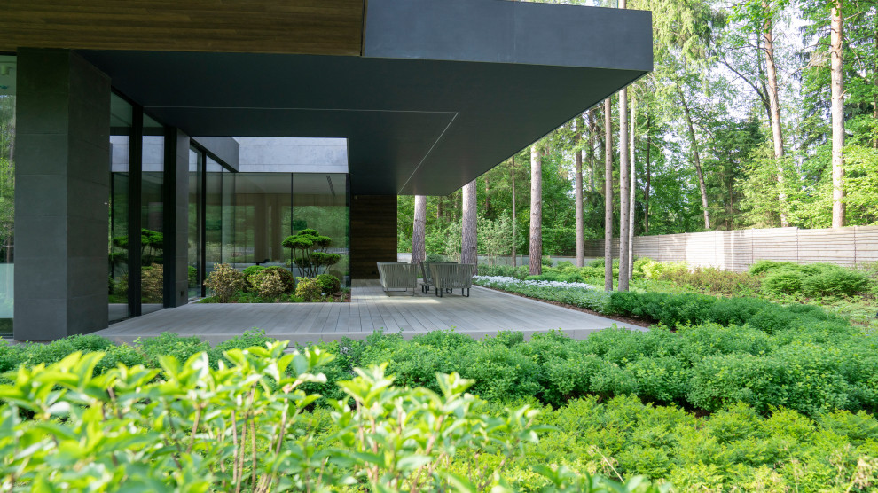 В гармонии с лесом. Модернистский сад. КП Новоуспенский 2020 г