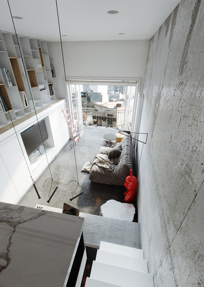 Обложка проекта: T I N Y A P A R T M E N T