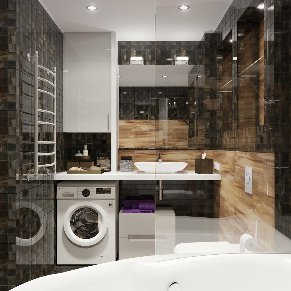 Таунхаус с черной ванной и детской в мансарде