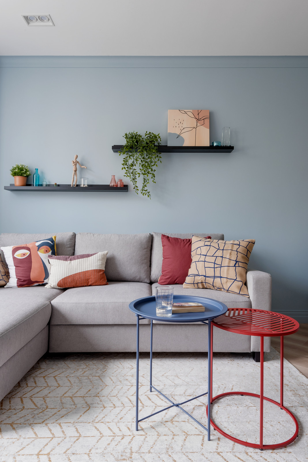 Двухкомнатная квартира, 77 м кв