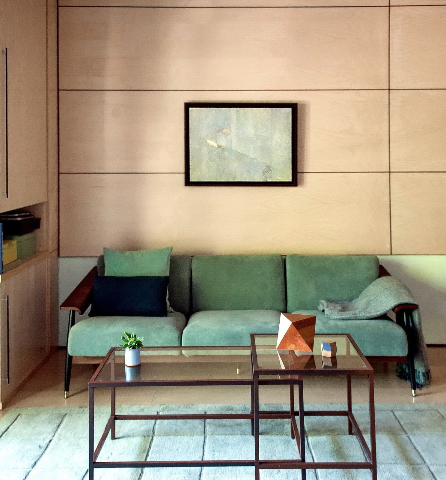 Обложка альбома: стены