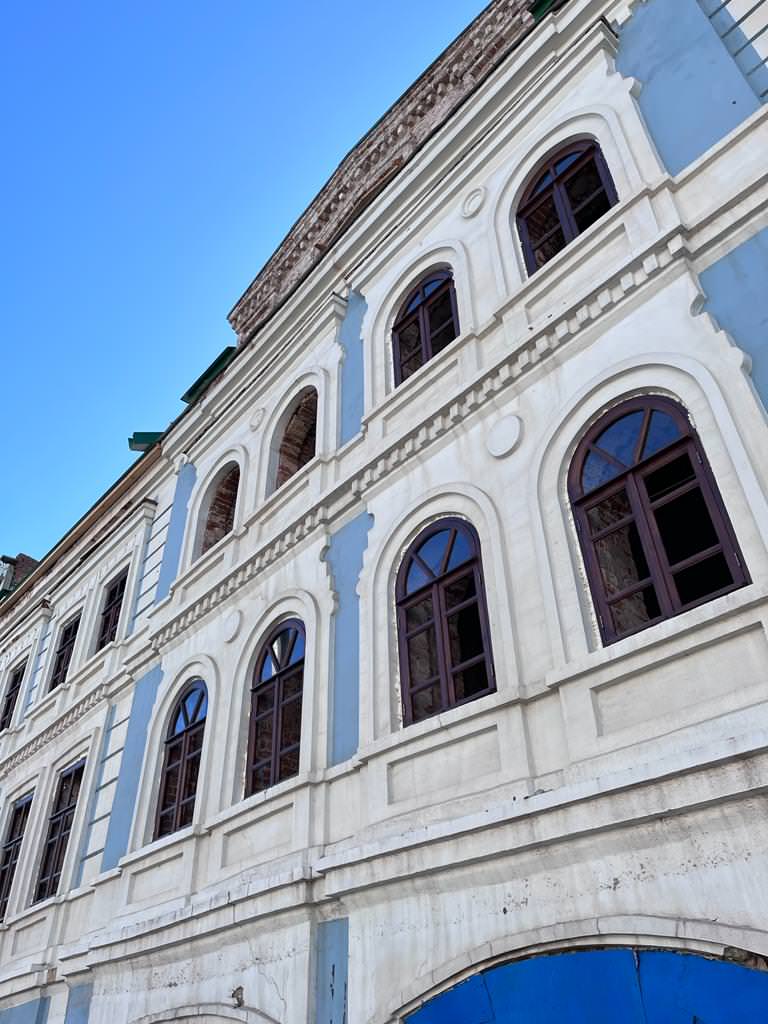 Обложка проекта: Окна