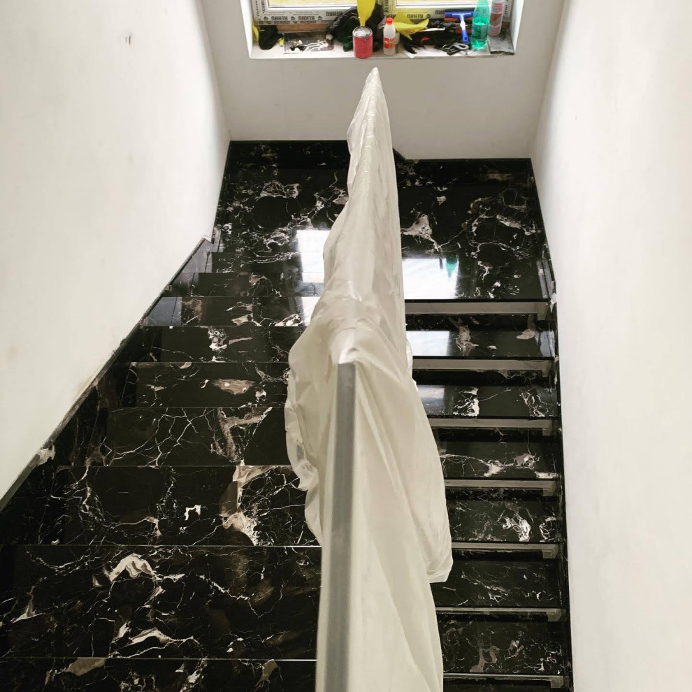 Обложка проекта: Лестница из мрамора