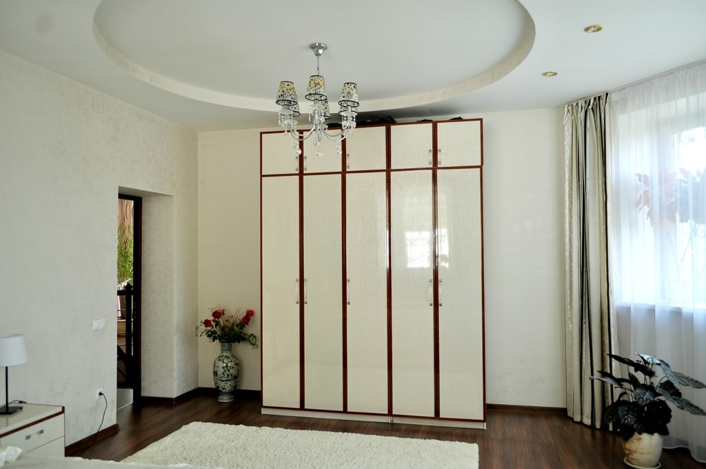 Интерьер коттеджа. Спокойный дом для спокойной жизни