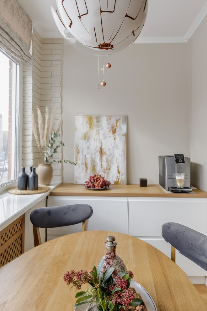 "Саяны"  Квартира в эко стиле