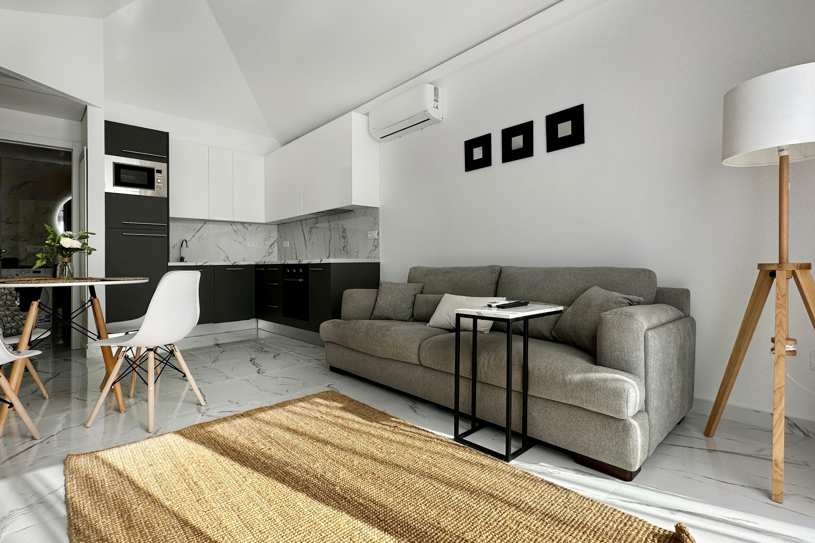 Tenrooms. Ap.en Los Cristianos (realizado)