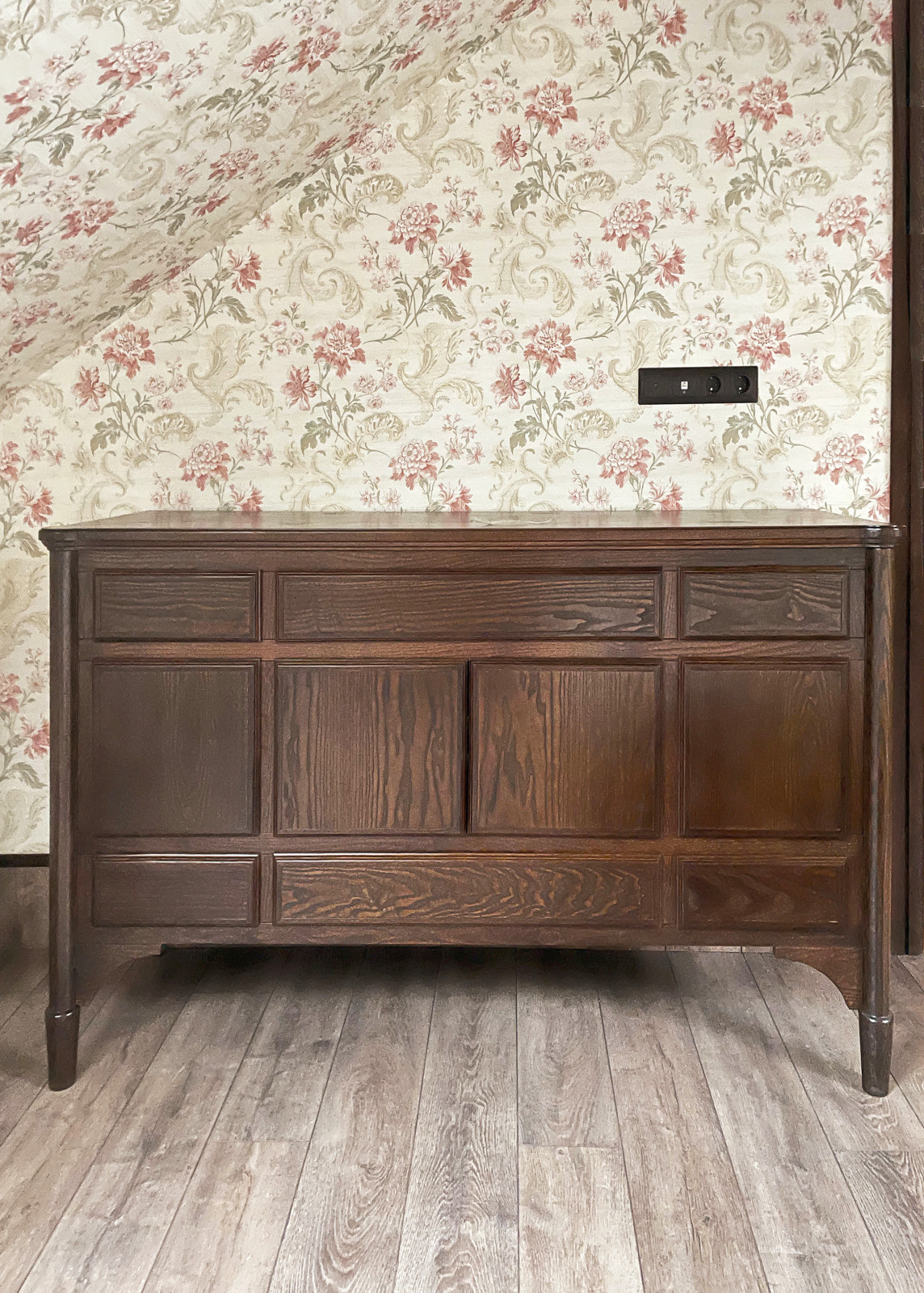 ЗАГОРОДНЫЙ ДОМ В СТИЛЕ "СТАРОЙ АНГЛИИ" _ФРАГМЕНТЫ РЕАЛИЗАЦИИ