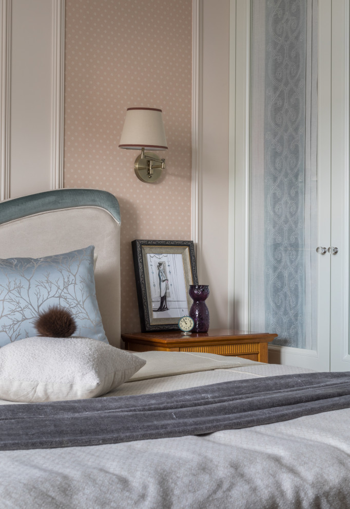 Houzz тур: Сталинка с коллекцией скандинавского стекла