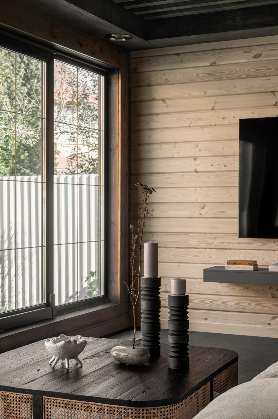 Банный дом 66 м² в темных тонах