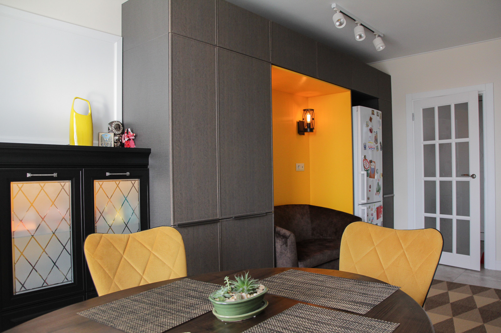 С акцентом на цвет