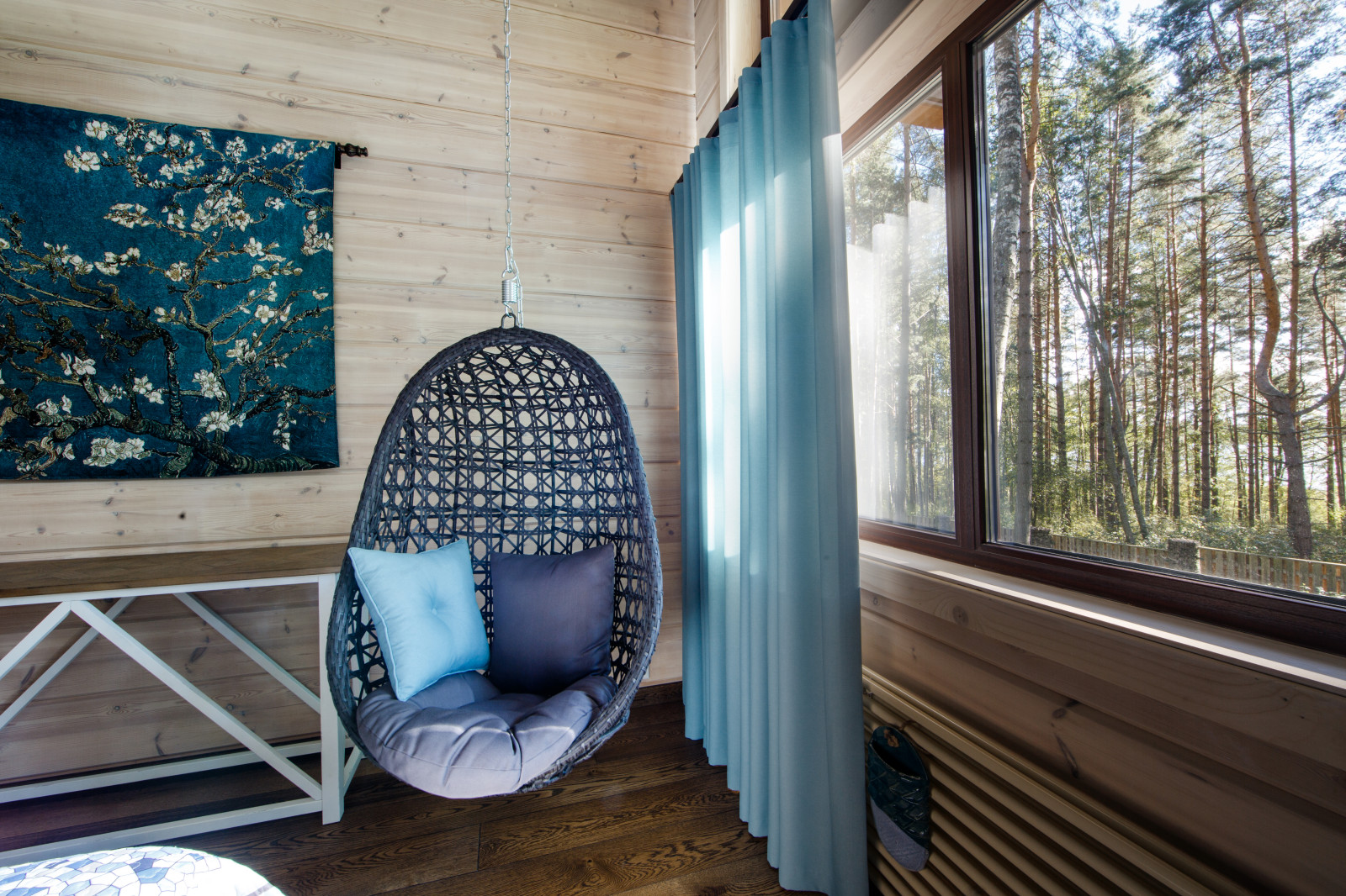 На окраине........