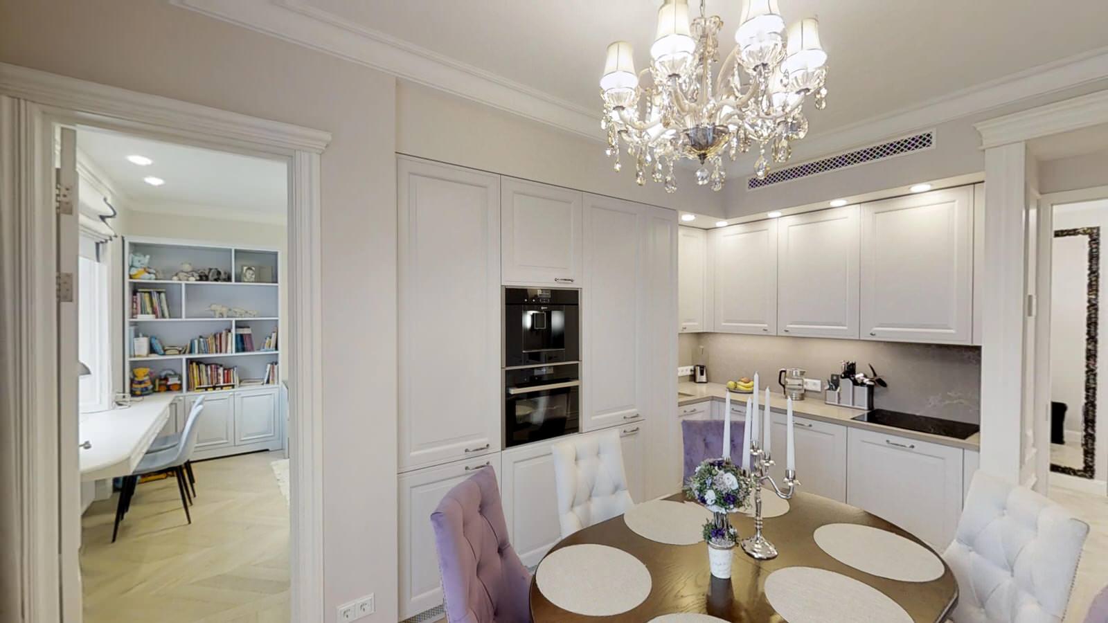 Квартира 100 кв.м. в здании сталинского конструктивизма.