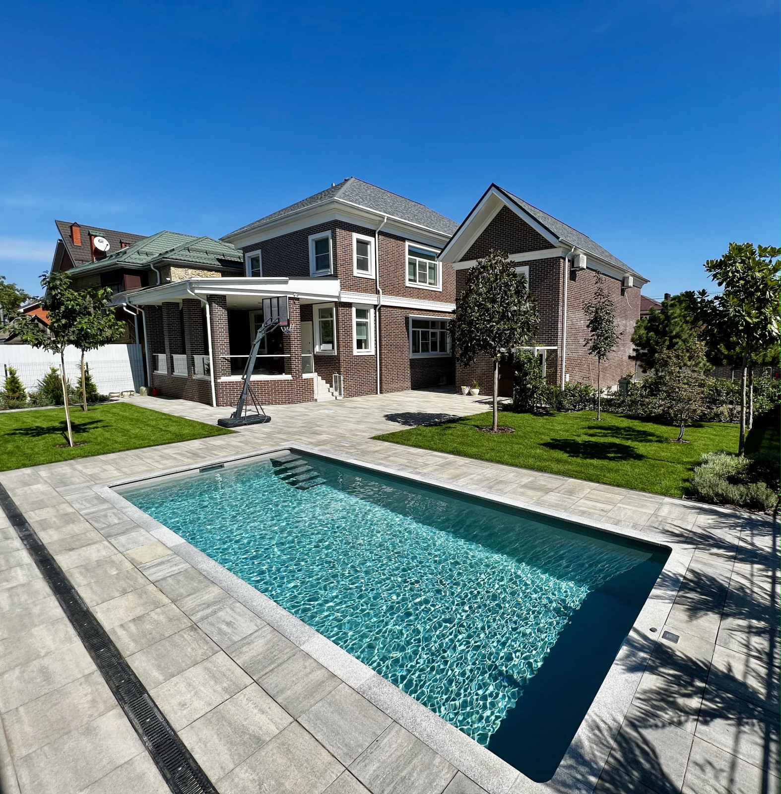 Обложка проекта: Композитный гибридный бассейн POOLSAR