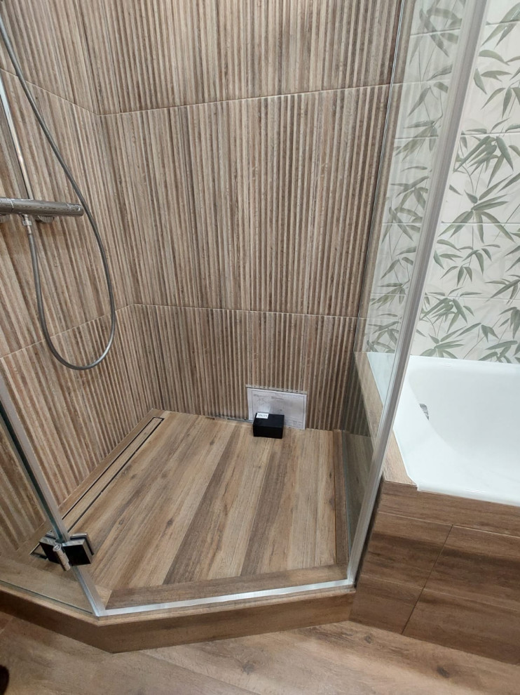 Душевое ограждение из закаленного стекла