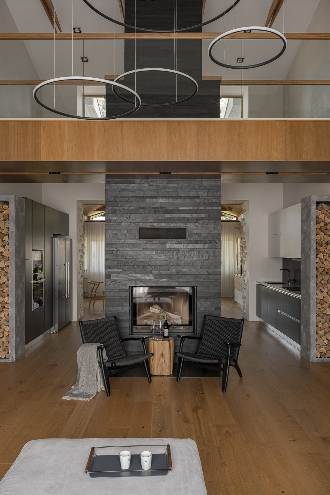 Обложка проекта: Мебельное наполнение загородного дома. "Родовое гнездо" отца и двух сыновей.