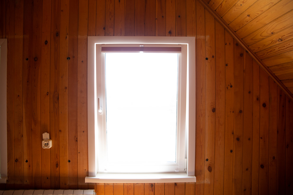 Плиссе на окно в коттедж