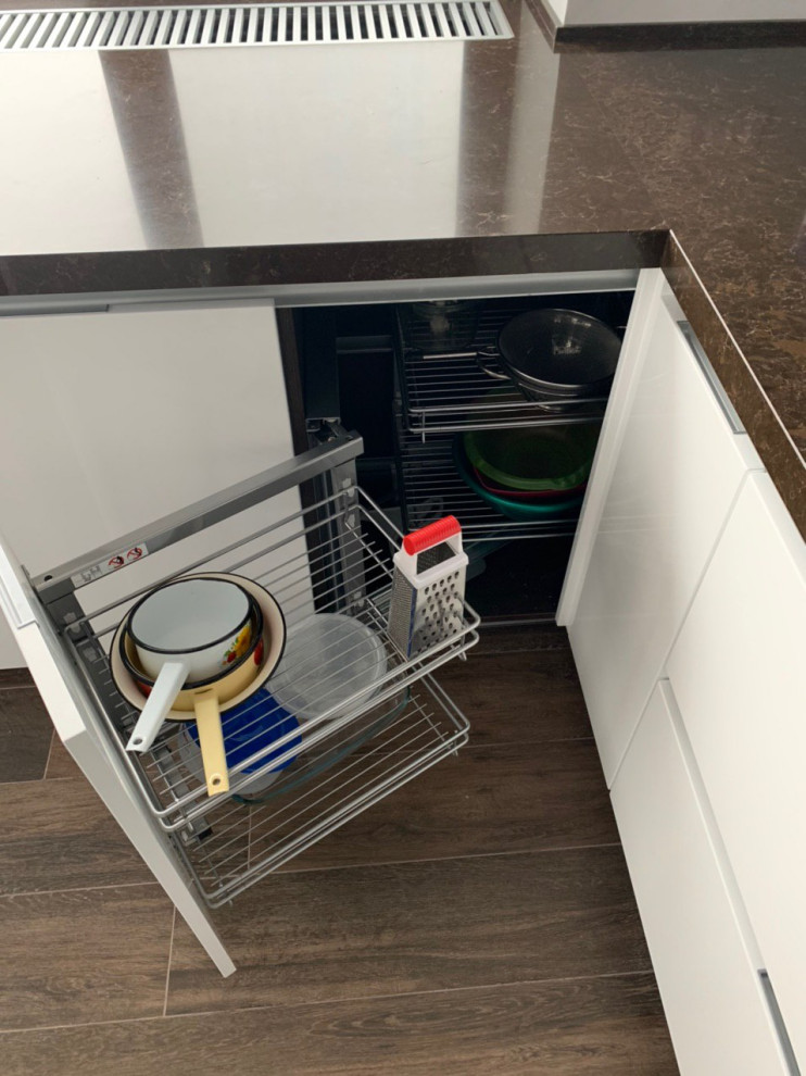 Кухня в современном стиле, пос. Большие Кабаны