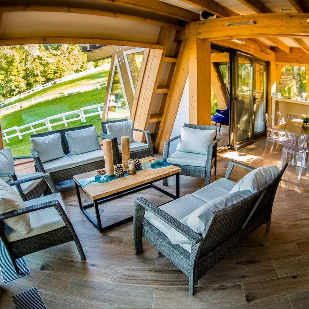 Анастасия Азарова