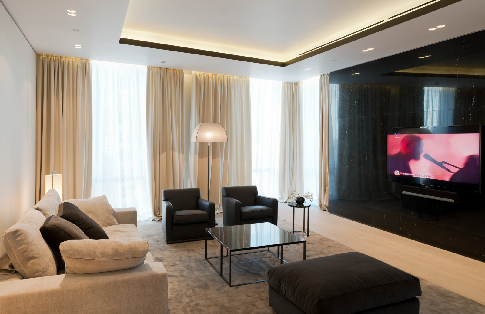 ИНТЕРЬЕР КВАРТИРЫ НА МОСФИЛЬМОВСКОЙ