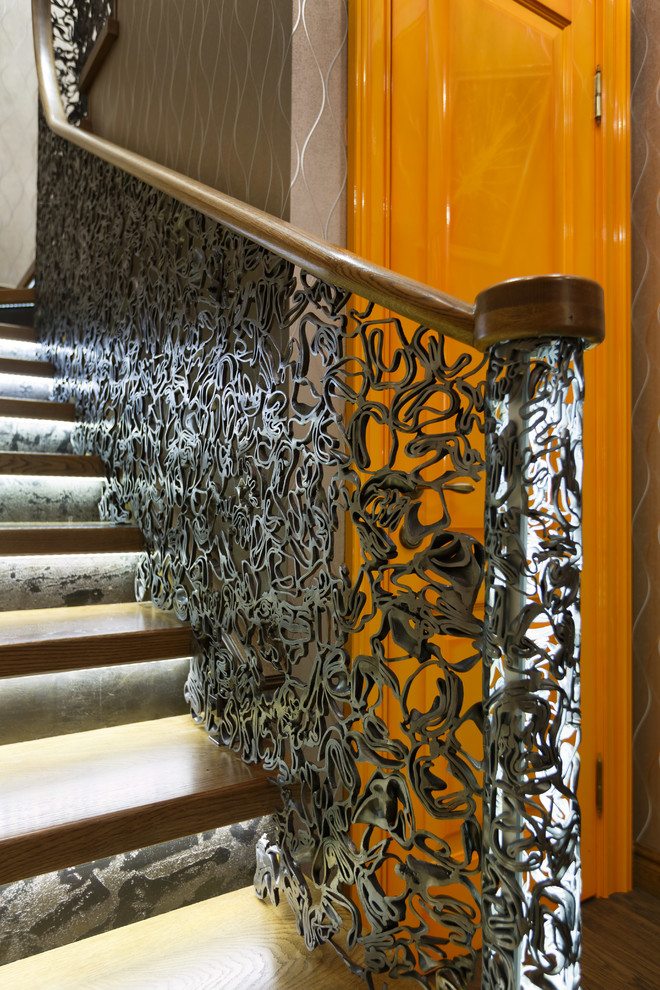 Обложка альбома: лестница