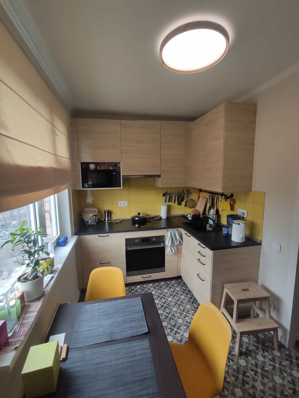 Bright White (реализация)